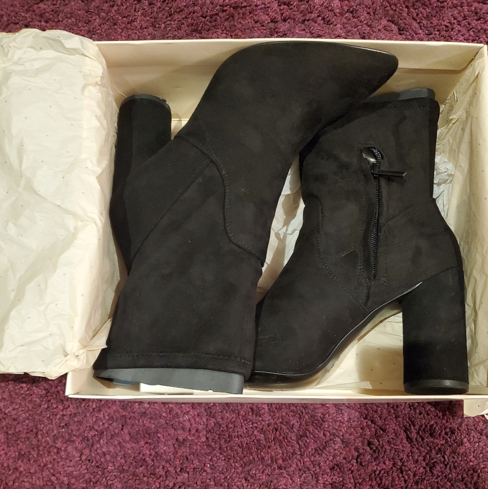 Like New Bcbgeneration Microsuede Pointed Booties - image 2
